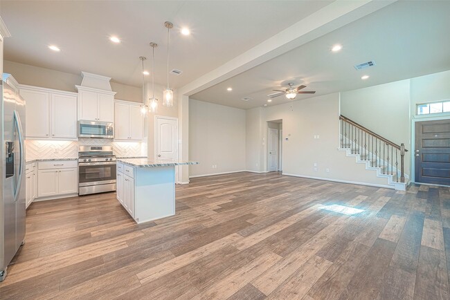 Photo - 16111 Northern Cardinal Ln