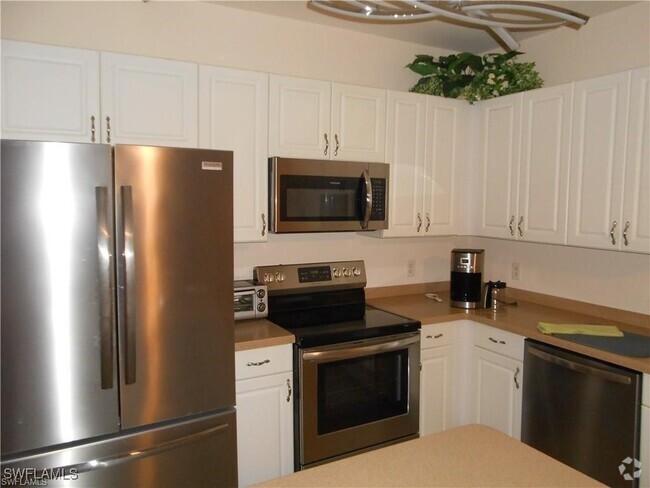 Building Photo - 9621 Spanish Moss Way Unit 3812 Rental