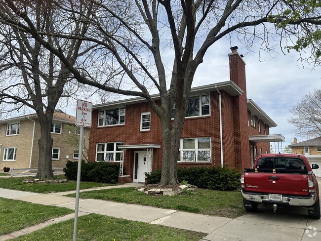 Building Photo - 917 High St Unit 2 Rental