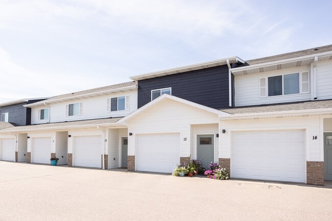 Photo - Killarney Crossing