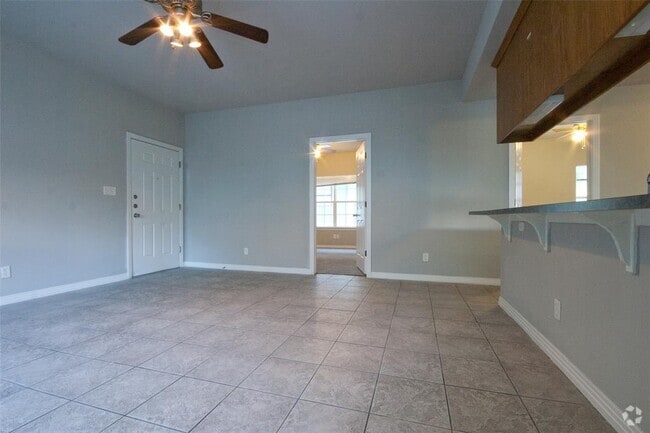 Building Photo - 2410 Leon St Unit 201-A Rental