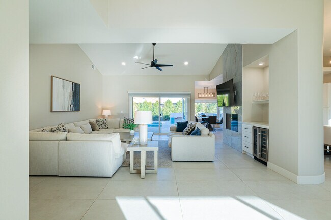 Photo - 40270 Eastwood Ln