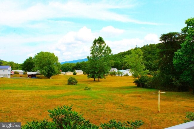 Photo - 13500 Country Ln NE Unit 13500 Country Lane