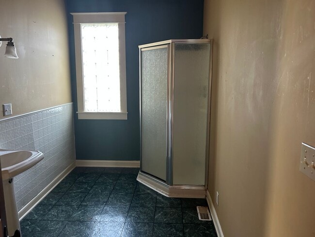 Photo - Spacious 4-Bedroom Country Home – Pet Frie...