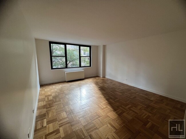 EAST 49 STREET - EAST 49 STREET Apartment Unit 6M