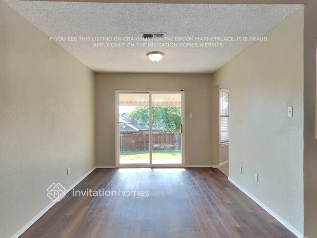 Photo - 4901 St Thomas Pl