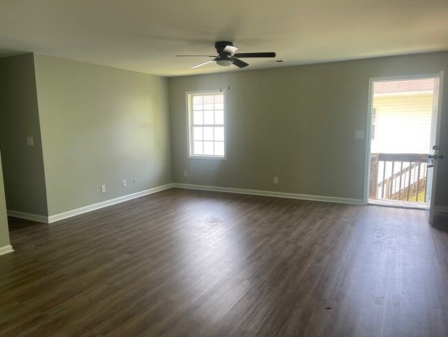 3223 Summit Ave Unit A