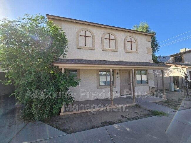 Photo - 900 E Roma Ave