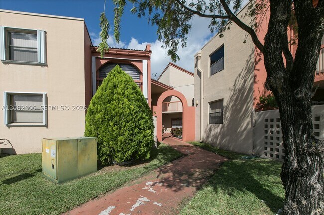 Photo - 10241 NW 9th St Cir Unit 109-5