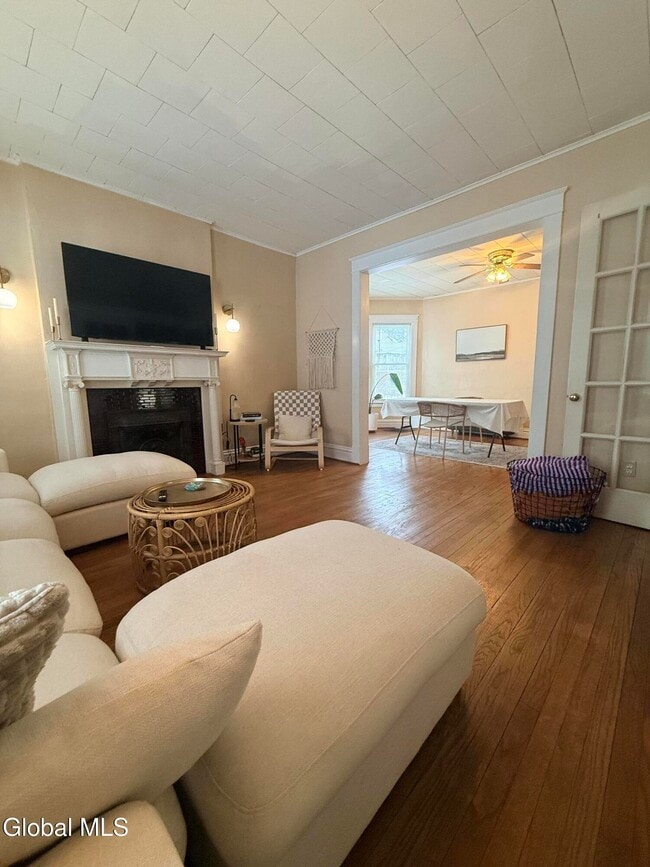 Photo - 16 Blakely Ct Unit 1