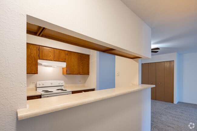 2BR, 1.5BA - 1000SF