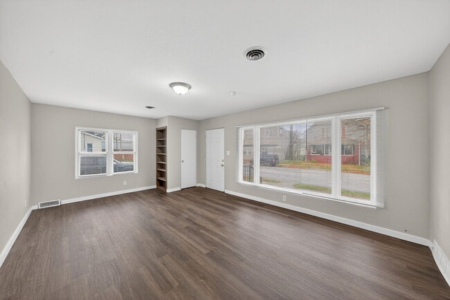 Photo - 336 Smith St