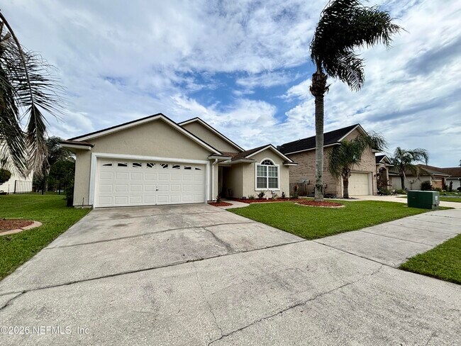 9302 Prosperity Lake Dr