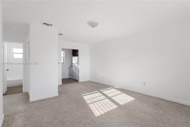 Photo - 1251 NW 59th St Unidad 2