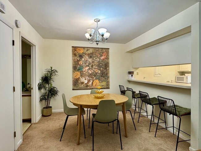 Photo - Lovely Townhouse in Finley Forest