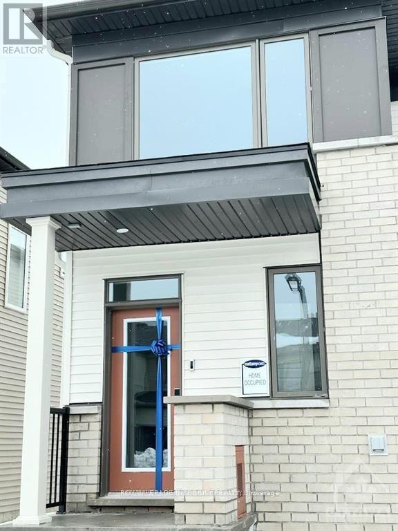 Photo - 2489 Watercolours Way