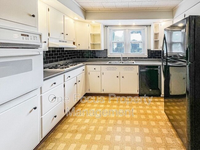 Photo - 25 N Glenbrook Ave