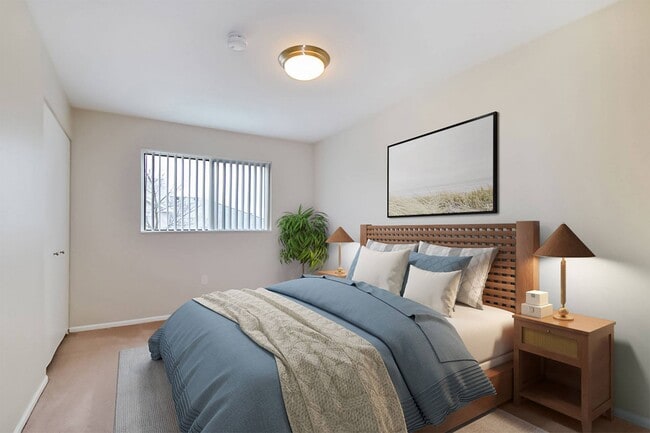 Photo - The Lakes of Holland