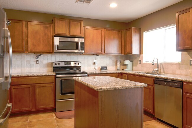 Photo - 5263 E Silverbell Rd