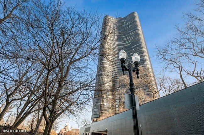 Building Photo - 505 N Lake Shore Dr Unit 4112 Rental