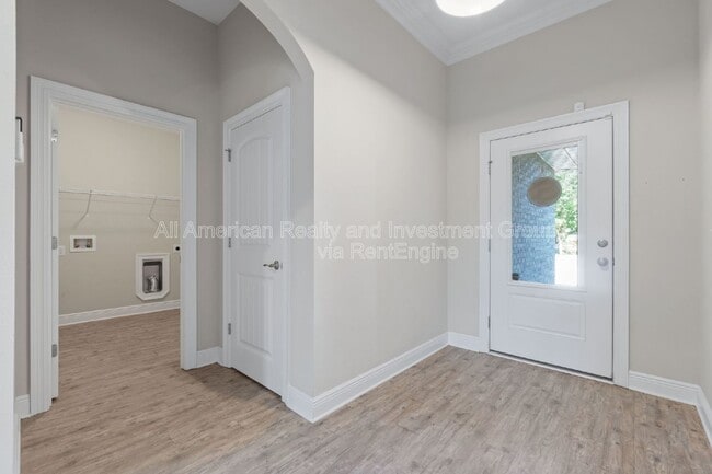 Photo - 242 Cecelia Dr NW