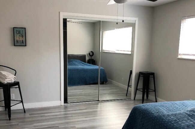 Photo - 17132 Emerald Ln Unit B