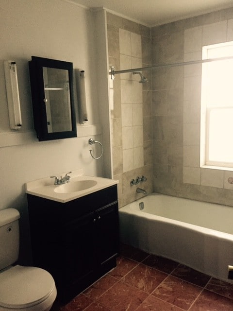 bathroom - 193 Elmwood Ave Unit 193