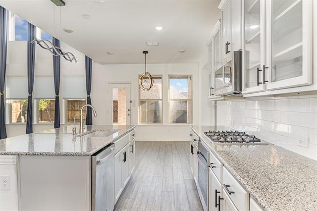 Photo - 428 Halwin Dr