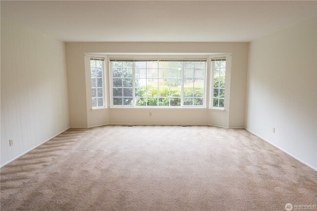 Photo - 3bd/2.25ba Bellevue Home