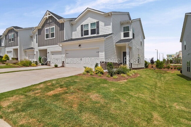 Building Photo - 4080 County Down Ave