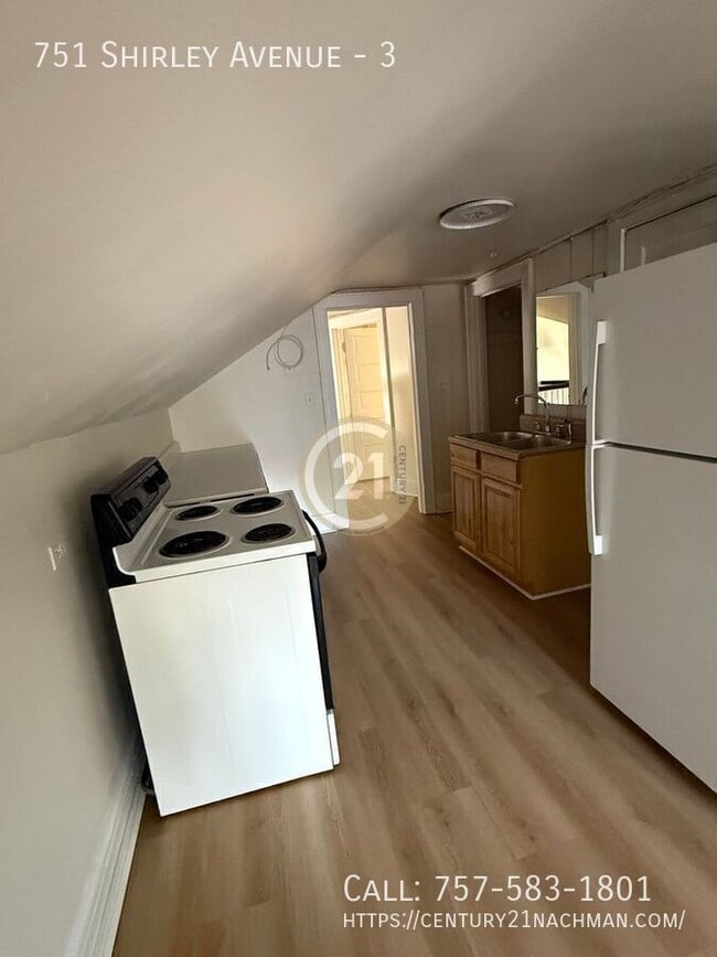 Photo - 751 Shirley Ave Unit 3