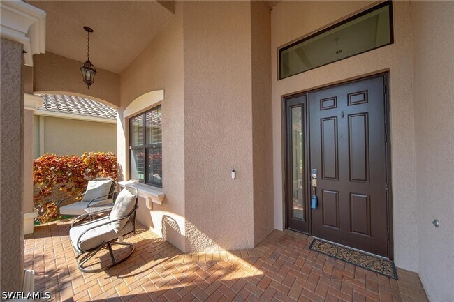 2866 Cinnamon Bay Cir