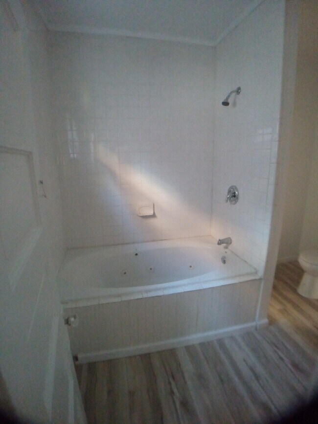 Photo - 220 W Lapeer St Unit 2