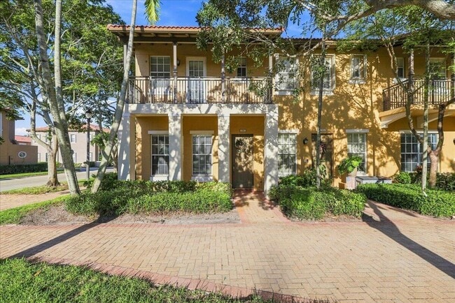 Building Photo - 701 SW 147th Ave