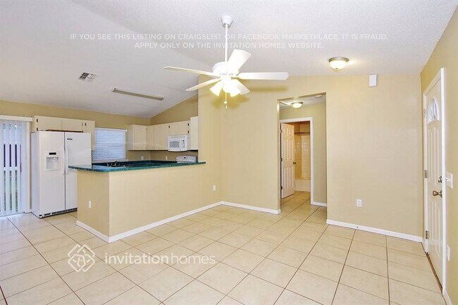 Photo - 711 Hawk Ln