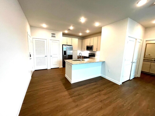 Building Photo - 2300 N Friendship Rd Unit 01127