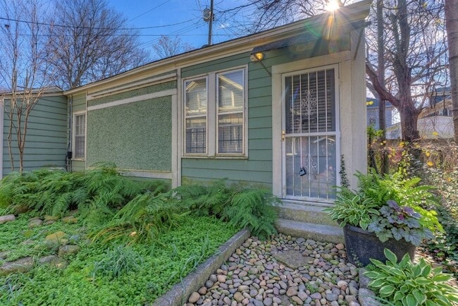 Building Photo - 1195 Dorothy Pl Unit 1195 Dorothy - B