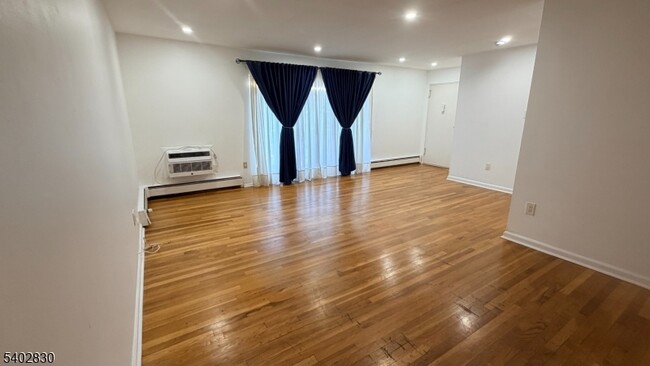 Photo - 352 Hoover Ave Unit 93