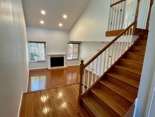 Photo - Updated Townhome in Pleasant Almaden Valley Community