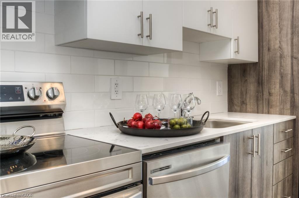 Photo - 1438 Highland Rd W Unité 502