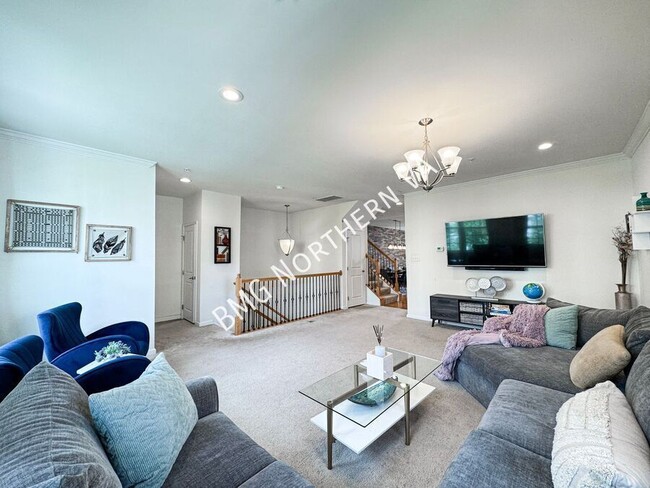 Photo - 3190 Yeager Dr