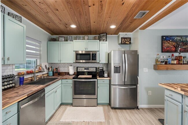 Photo - 2115 9th Ave W Unit 6D