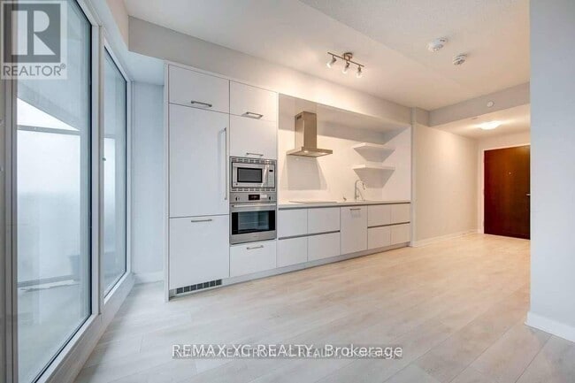 Photo - 2221 Yonge St Unité 2706