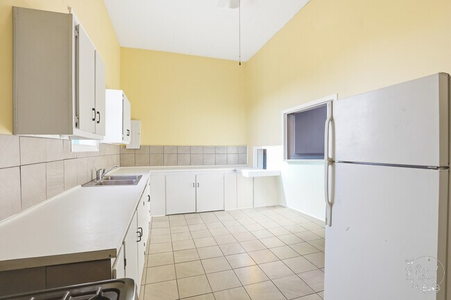 Photo - 19 S Green St Unidad 1