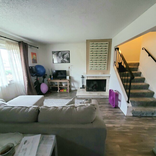 Photo - 1055 Milky Way