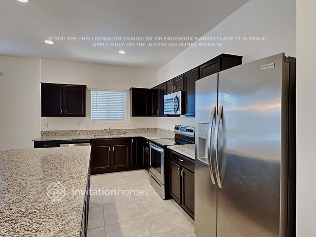 Photo - 25567 W Allen St