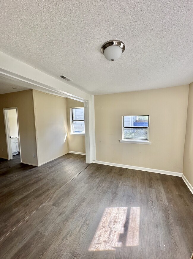 Photo - 1606 49th St Ensley