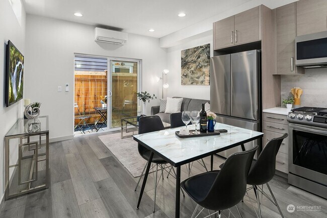 Photo - Modern 2 bed 2 bath town house available for move NOW