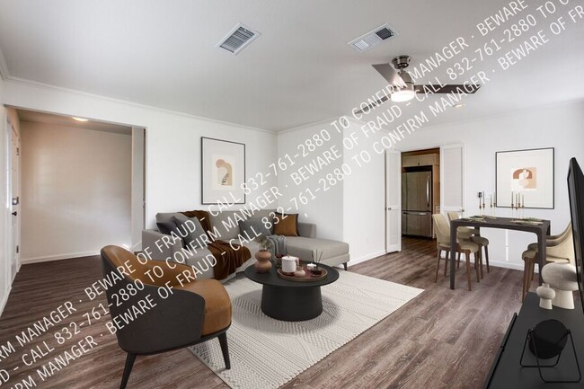 Photo - 2605 Charter Oak Dr House