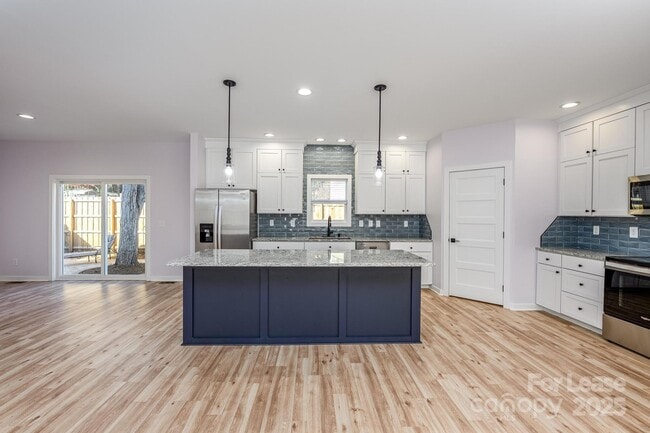 Photo - 7039 Executive Cir